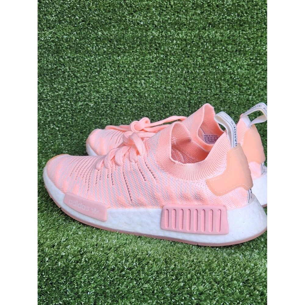 Adidas NMD-R1 Boost Women's Athletic Running/Walking Primeknit Peach Size 6 - Picture 9 of 14